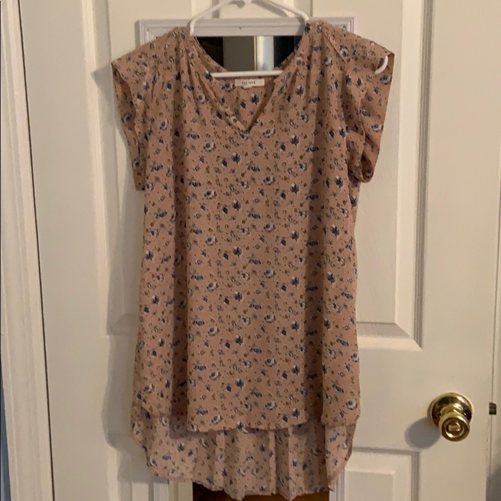 Cute floral top